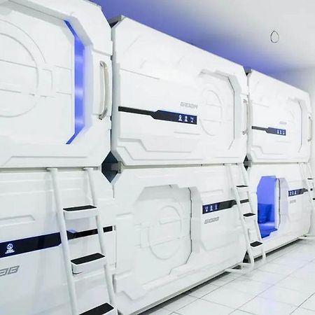 Reddoorz Hostel Near Taman Puring Jakarta Kültér fotó