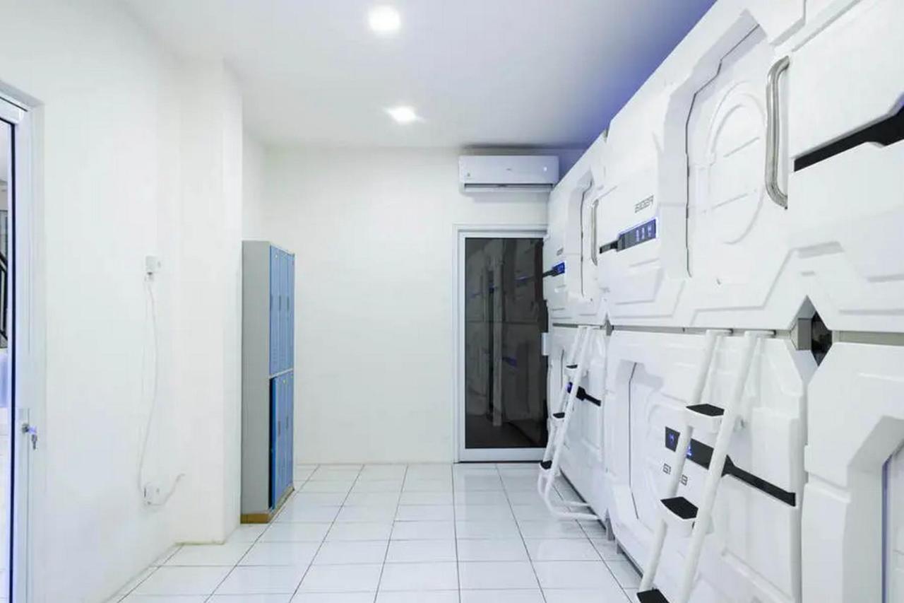 Reddoorz Hostel Near Taman Puring Jakarta Kültér fotó